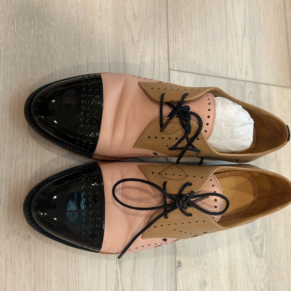 Women’s Leather Oxford Shoes Size 39 Wide - Picture 3 of 9
